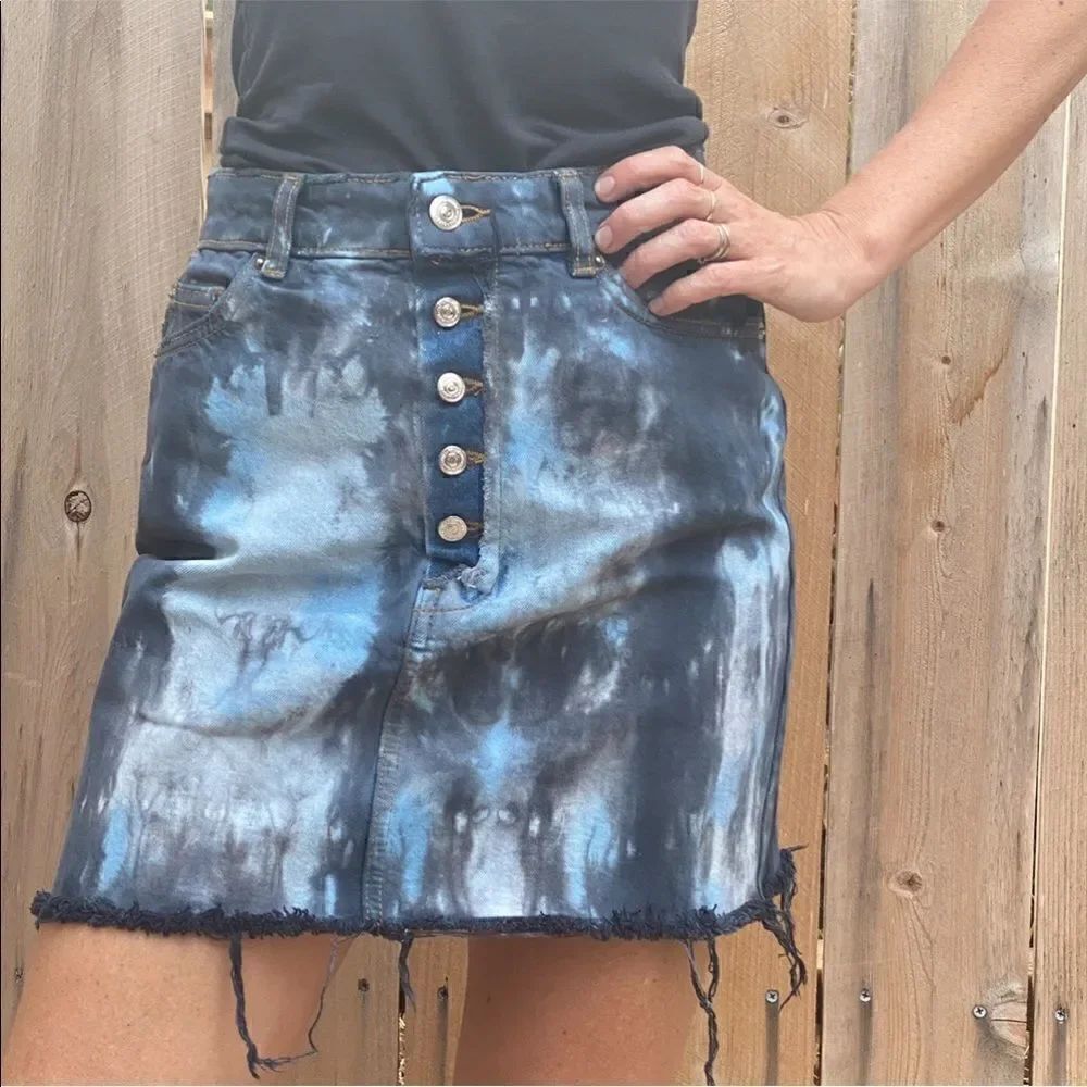 Zara button fly tie dyed denim mini skirt size XS